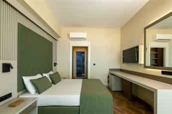 Crystal Flora Beach Resort 5*