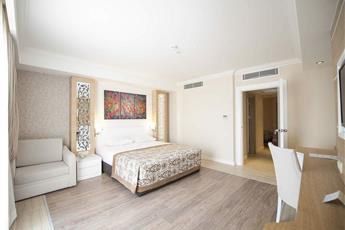 Crystal Sunset Luxury Resort & Spa 5*