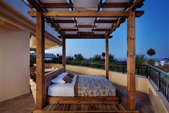 Crystal Sunset Luxury Resort & Spa 5*