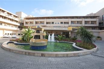 Crystal Tat Beach Golf Resort & Spa 5*