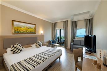 Crystal Tat Beach Pearl Collection 5*