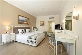 Crystal Tat Beach Pearl Collection 5*