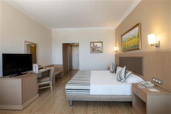 Crystal Tat Beach Pearl Collection 5*