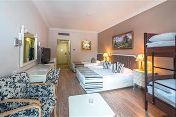 Crystal Tat Beach Pearl Collection 5*