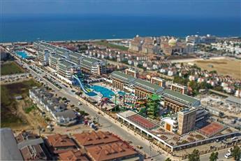 Crystal Waterworld Resort & Spa 5*