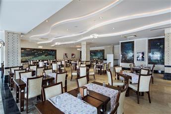 Crystal Waterworld Resort & Spa 5*