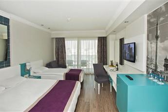 Crystal Waterworld Resort & Spa 5*