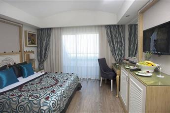 Crystal Waterworld Resort & Spa 5*