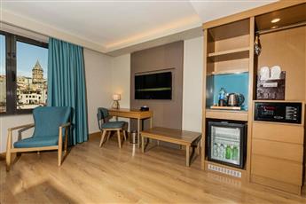 Csk The Halich Port Istanbul