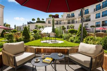 CVK Park Prestige Suites 5*