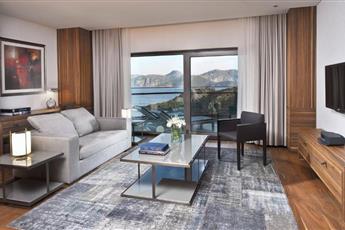D Maris Bay