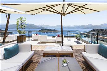 D Maris Bay