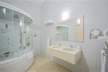 Daima Biz Hotel