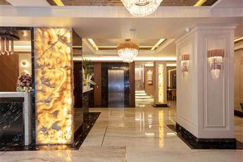 Danis Hotel