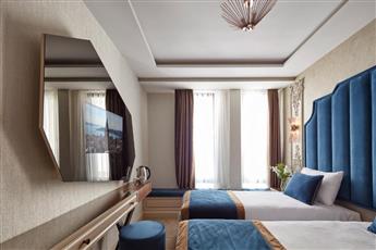 Danis Hotel