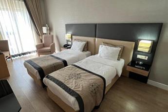 Darkhill Hotel