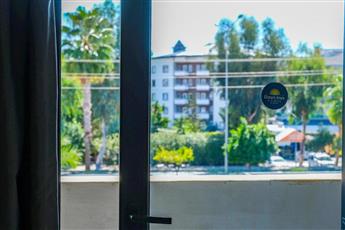 Days Inn by Wyndham Alanya 4*