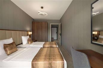 Days Inn by Wyndham Alanya 4*