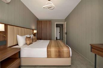 Days Inn by Wyndham Alanya 4*