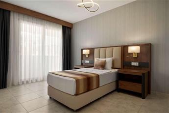 Days Inn by Wyndham Alanya 4*