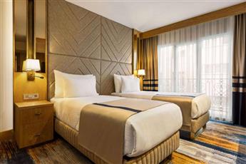 Days Inn by Wyndham Istanbul Bomonti 4* Days Inn by Wyndham Istanbul Bomonti 4*