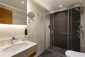 Days Inn by Wyndham Istanbul Bomonti 4* Days Inn by Wyndham Istanbul Bomonti 4*
