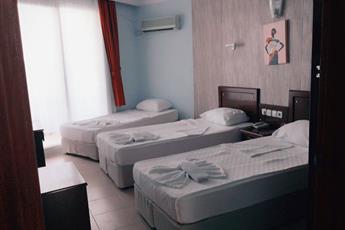 De Mare Family Hotel 3*