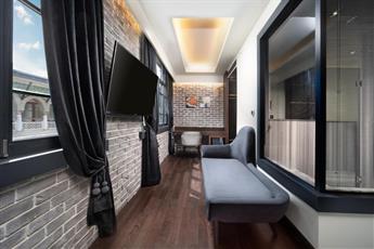 DeCamondo Galata, a Tribute Portfolio Hotel 4*