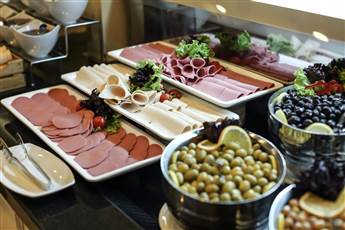 Dedeman Istanbul Hotel 5* Dedeman Istanbul Hotel 5*