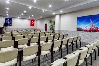 Dedeman Kemer Resort