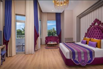 Delphin Be Grand Resort