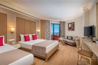 Delphin Deluxe Resort