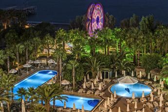 Delphin Deluxe Resort