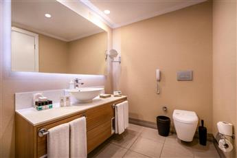 Delphin Imperial Lara
