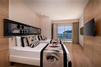 Delphin Imperial Lara