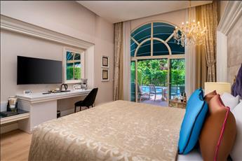 Delphin Imperial Lara
