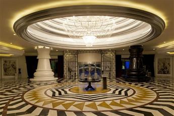 Delphin Imperial Lara