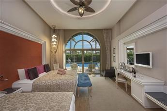 Delphin Imperial Lara