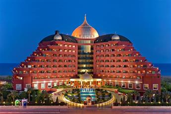 Delphin Palace