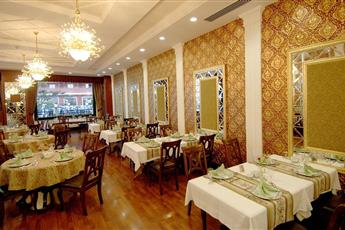 Delphin Palace