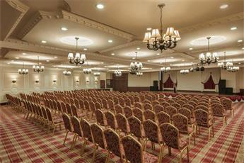 Delphin Palace