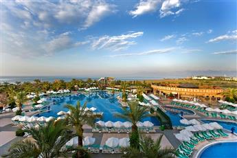 Delphin Palace