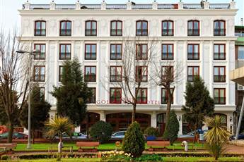 Deluxe Golden Horn Sultanahmet Hotel 4*