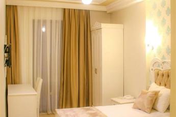 Deluxe Newport Hotel 3*