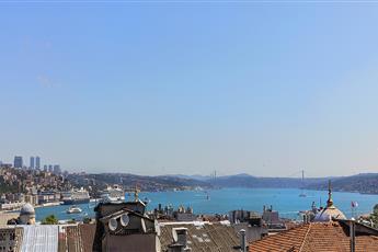 Demiray Hotel