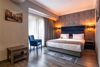 Demiray Hotel