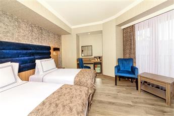 Demiray Hotel