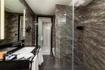 Demiray Hotel