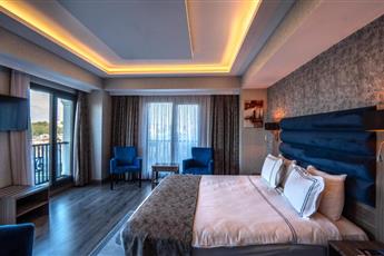 Demiray Hotel