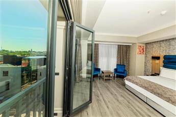 Demiray Hotel